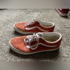 Vans Old Skool Suede Red low-top shoes. Size 10